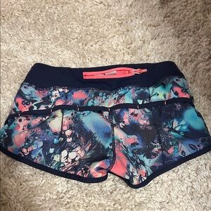 IVIVA Shorts